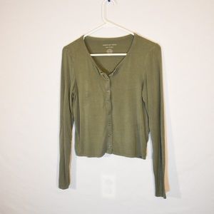 American Eagle button-up long-sleeve